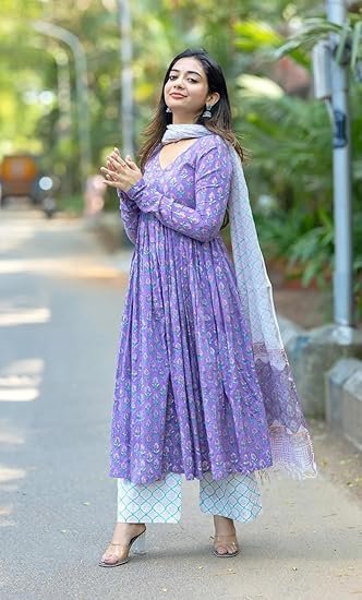 Women Printed Anarkali Kurta and Pant Set with Dupatta - Image 4